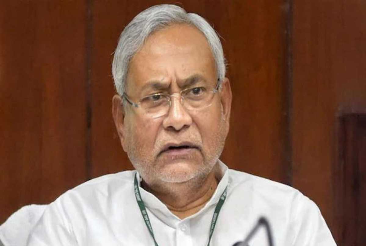 विपक्षी दलों की पटना में होने वाली बैठक को लेकर सियासत गर्म